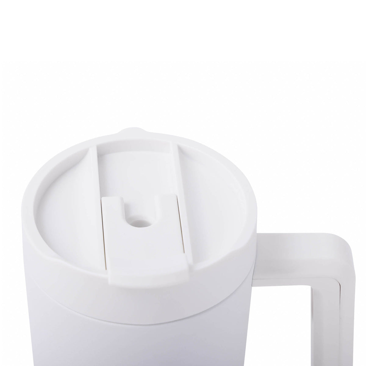 40-oz-top-tumbler-b3 CoreHome_MannaHydration_Whites_Raw-52.jpg