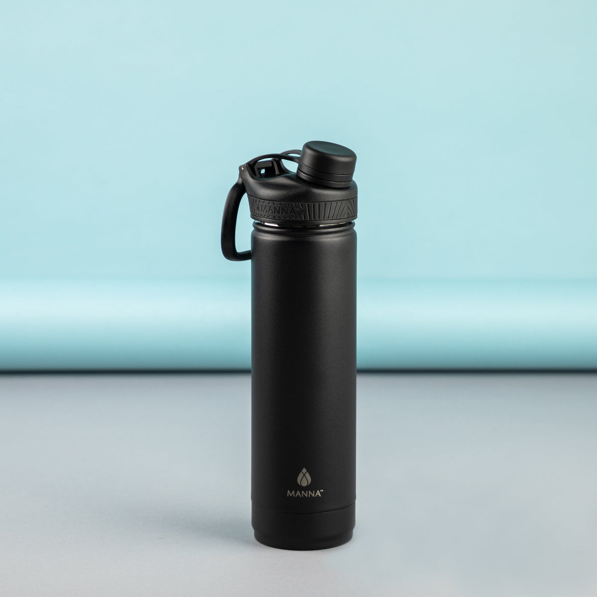 26-oz-saratoga-bottle-p7 MAN_Website_Saratoga_05.jpg