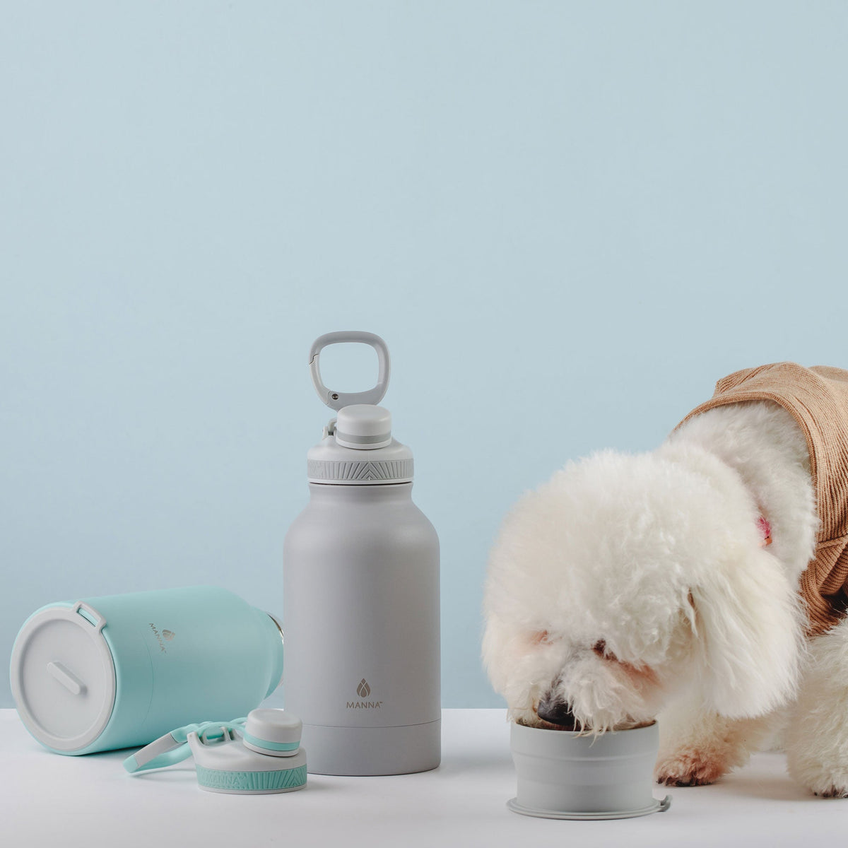 46-oz-rover-bottle-p6 WEB_156A7390_2b12558f-2e11-4712-881b-a120febc680c.jpg
